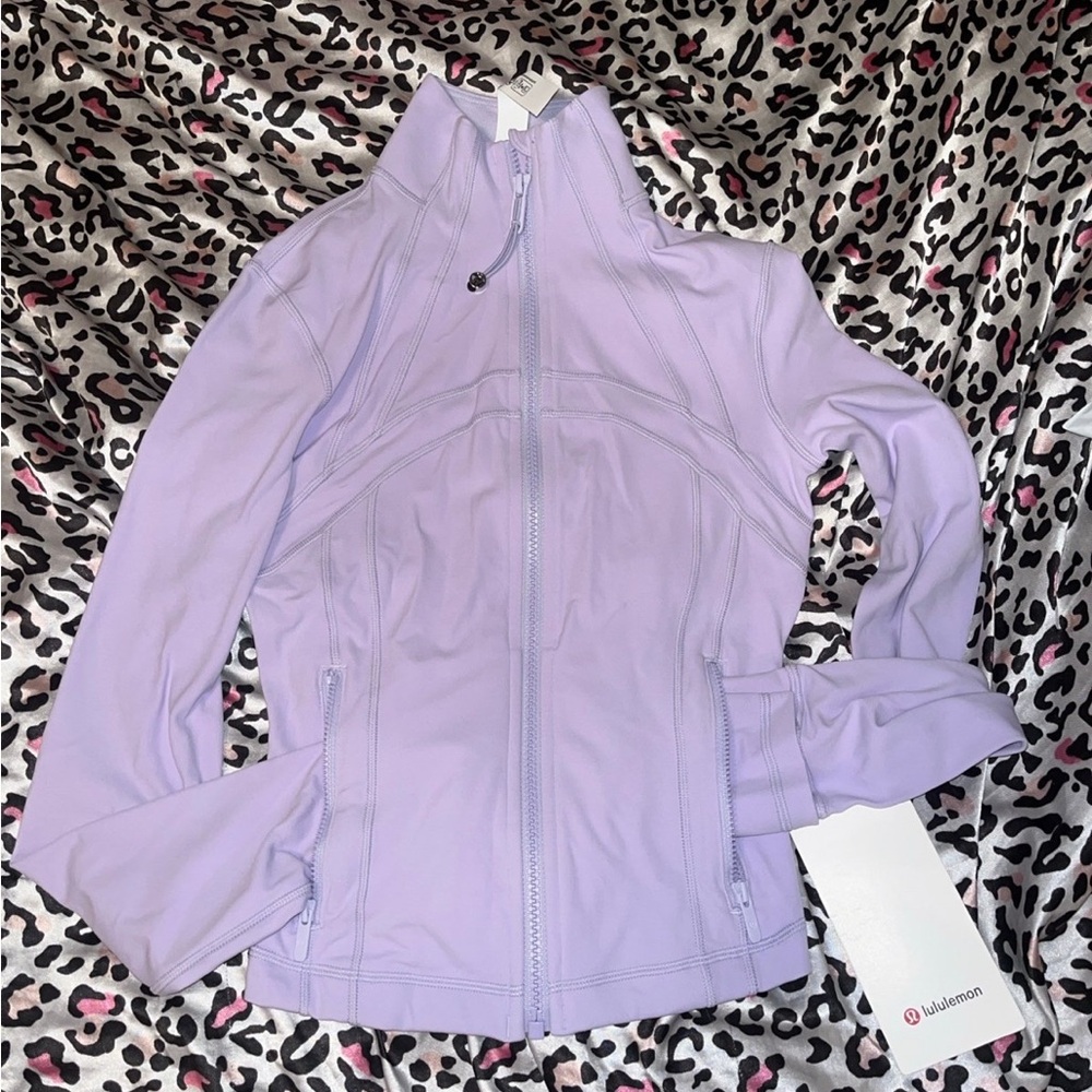 Brand new Lululemon Lavender Frost Cropped Define Jacket sz 2